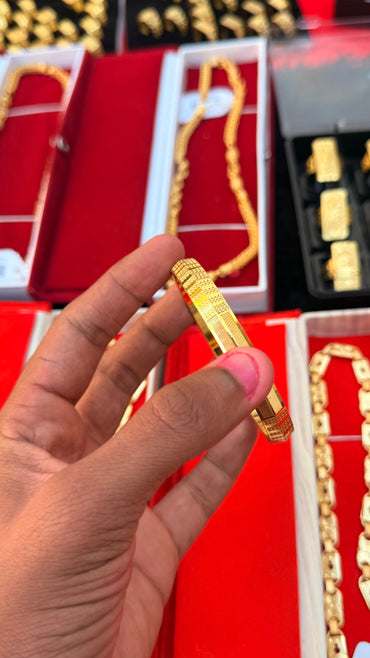 GOLD FORMING PANJABI KADA
