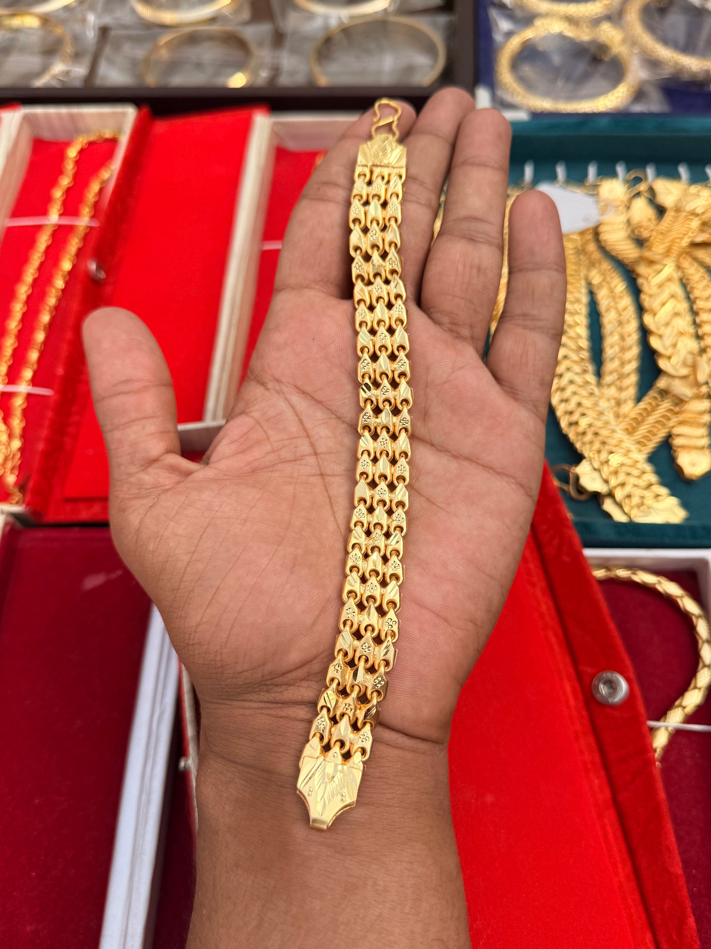 GOLD FORMING KOLIE BRASLET