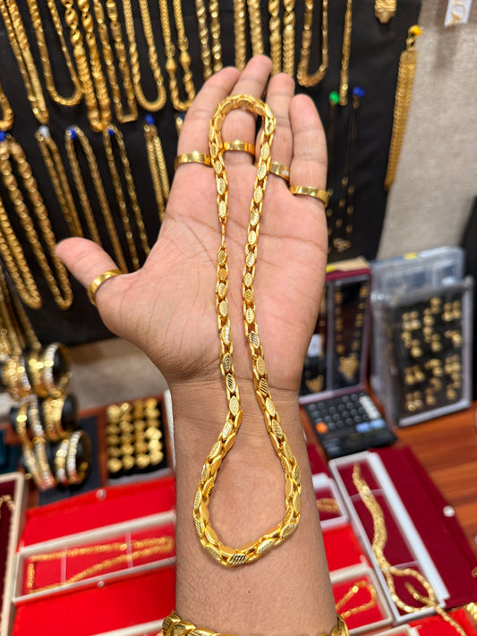 PREMIUM GOLD FORMING KAJU-KATLI CHAIN