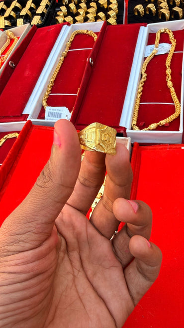 GOLD FORMING PLAIN RING