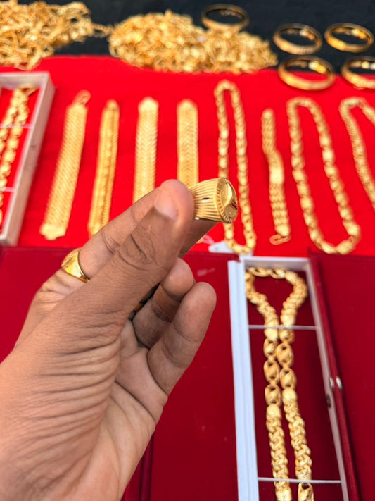 GOLD FORMING MERCIDES RING