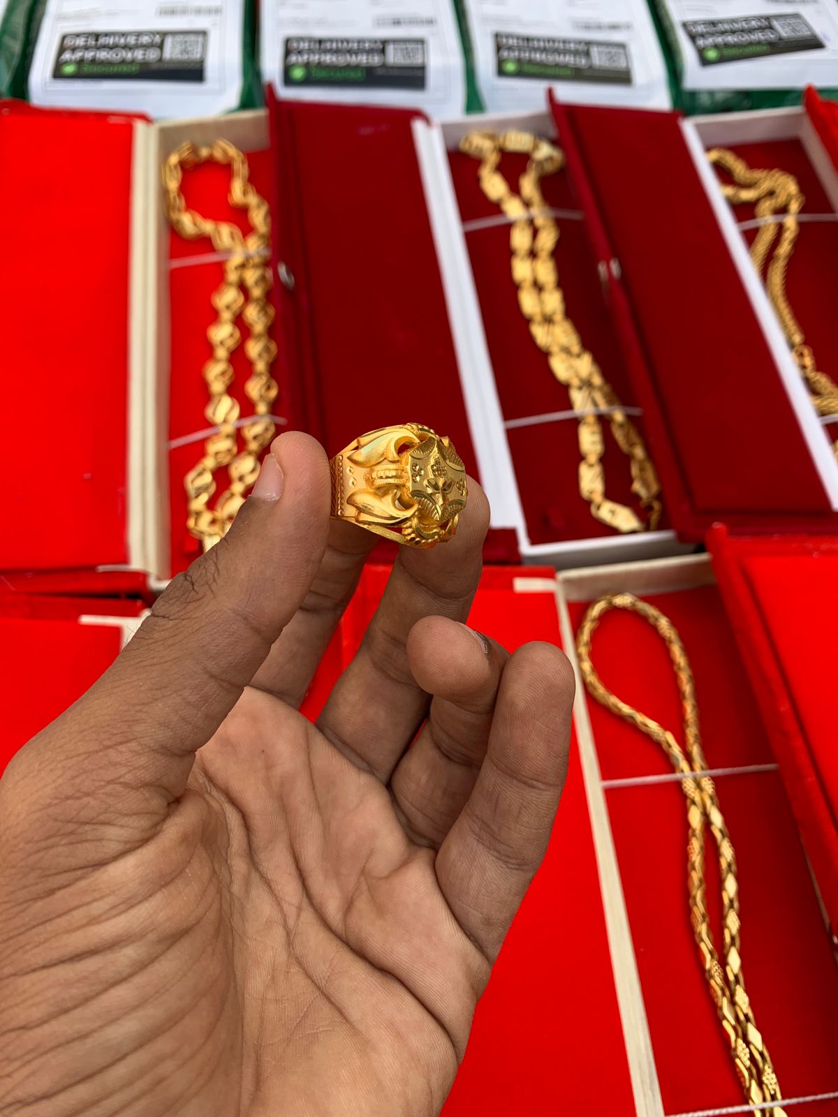 GOLD FORMING RAJWADI RING