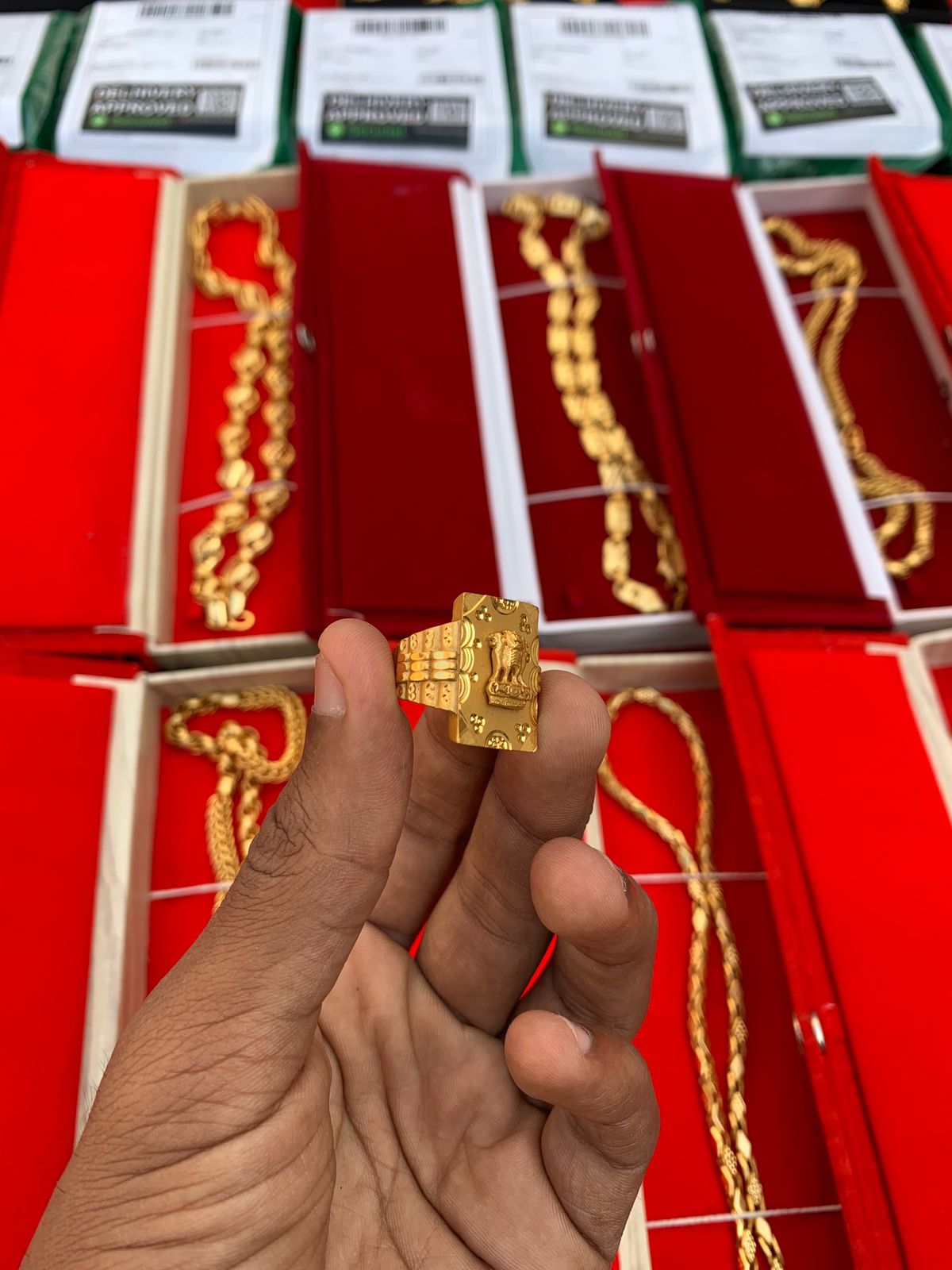 GOLD FORMING ASHOK STUMB RING