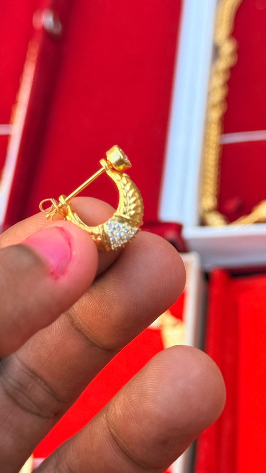 FORMING D.W. LONG EARRING