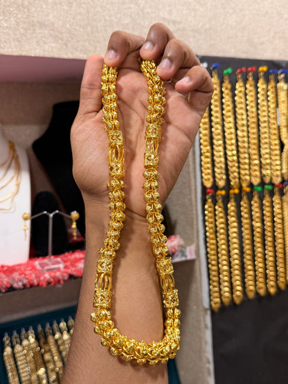 Gold Forming Heavy Pipe Chain