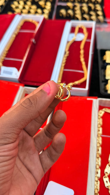 GOLD FORMING PREMIUM M. WHITE LONG EARRING