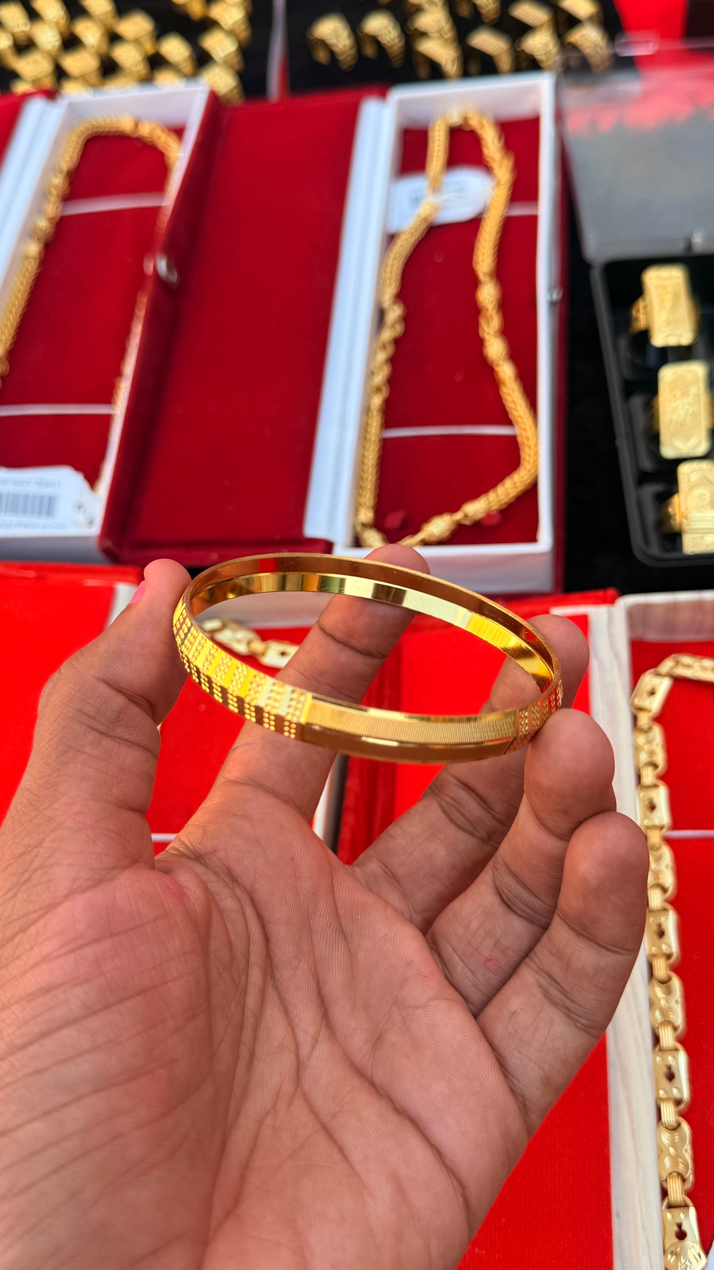 GOLD FORMING PANJABI KADA