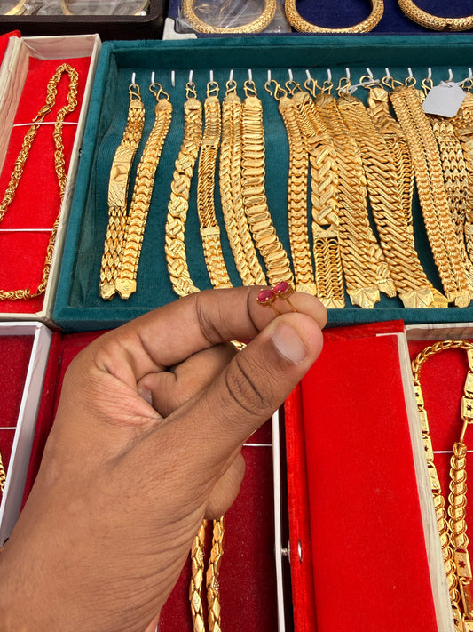 GOLD FORMING P.LONG EARRING