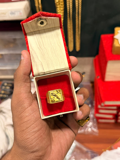 Gold Forming Jagure Ring