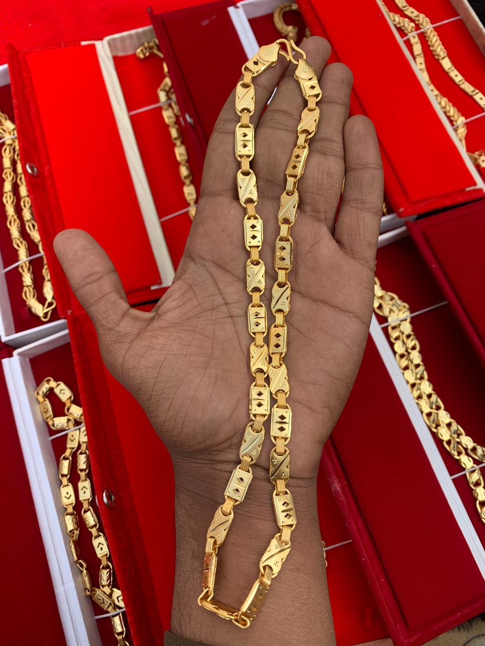 MEN'S GOLD FORMING KOILE CHAIN