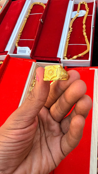 GOLD FORMING PLAIN RING