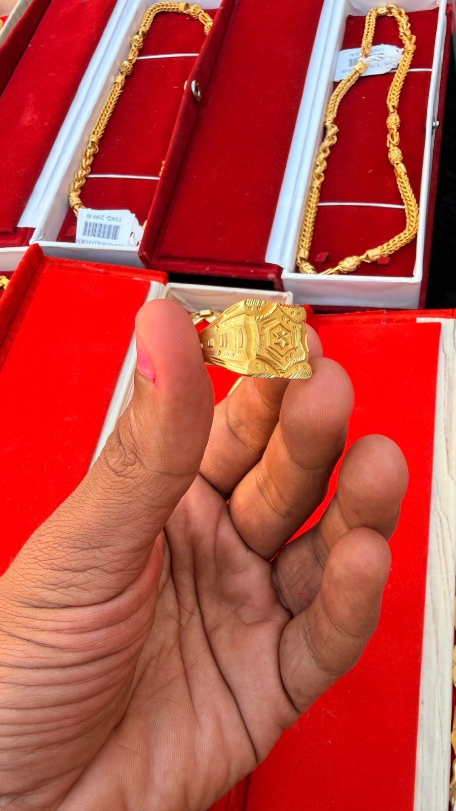 GOLD FORMING PLAIN RING