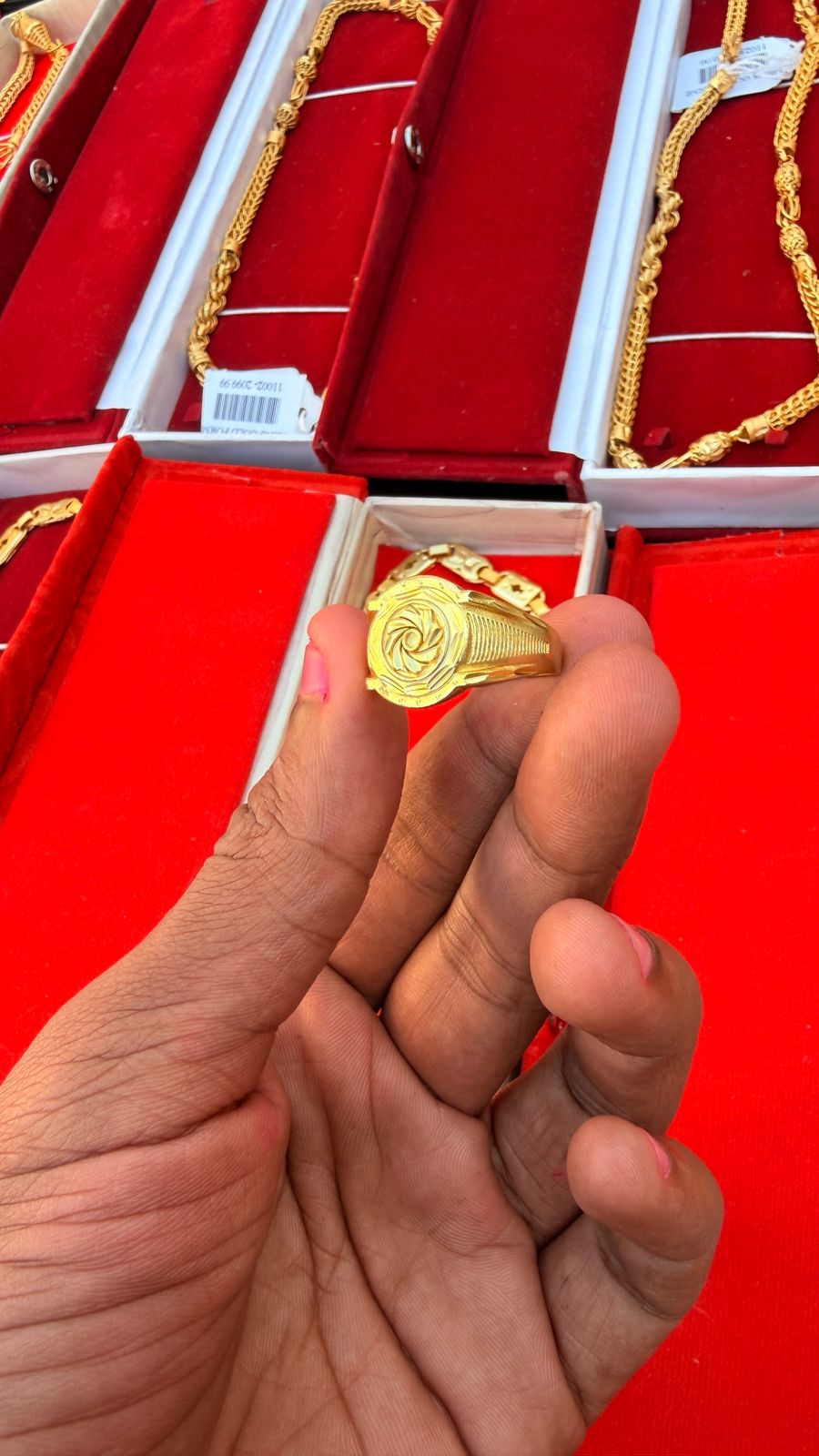 GOLD FORMING PLAIN RING