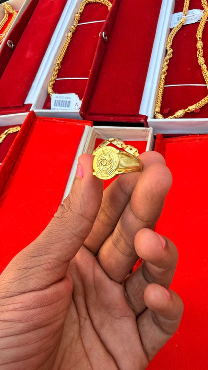 GOLD FORMING PLAIN RING