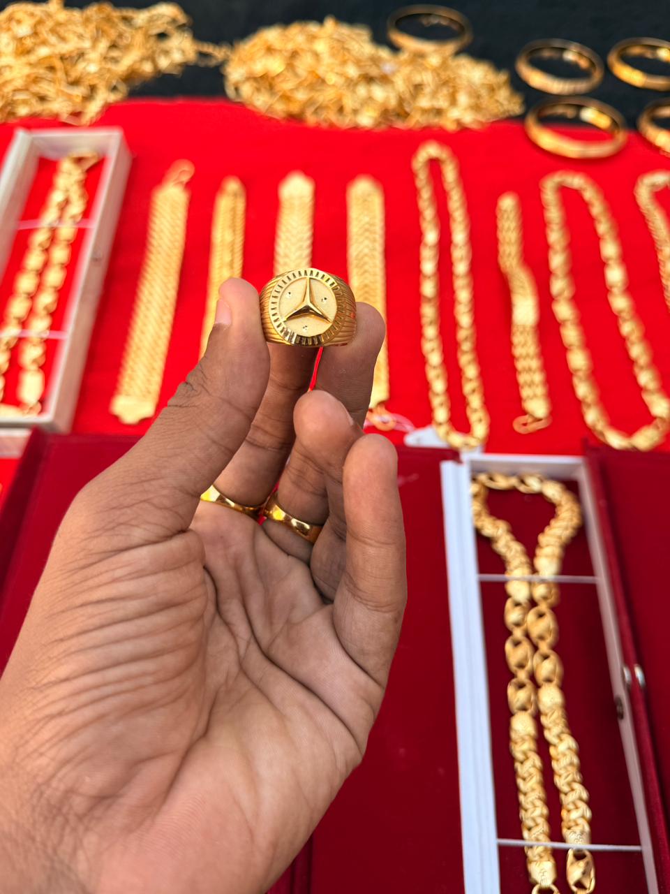 GOLD FORMING MERCIDES RING
