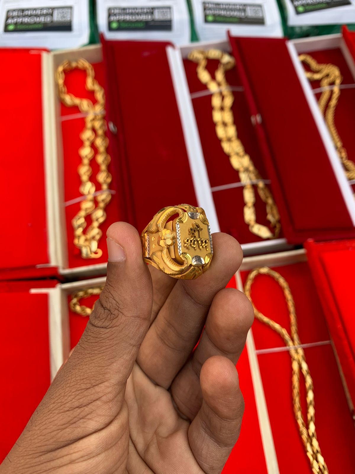 GOLD FORMING SHREE SHAM RING