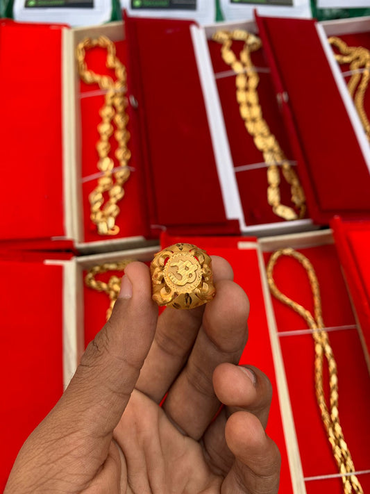 GOLD FORMING ROUND OM RING